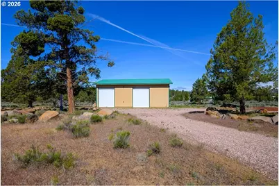 69375 Lake Dr, Sisters, OR 97759 - Photo 6