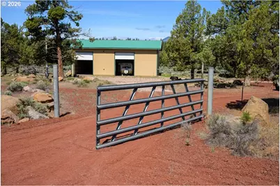 69375 Lake Dr, Sisters, OR 97759 - Photo 40