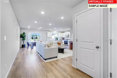 2219 Sawtelle Dr, Woodburn, OR 97071 - Photo 2