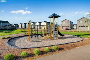 2219 Sawtelle Dr, Woodburn, OR 97071 - Photo 36