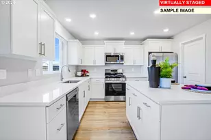 2219 Sawtelle Dr, Woodburn, OR 97071 - Photo 10