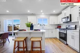 2219 Sawtelle Dr, Woodburn, OR 97071 - Photo 12