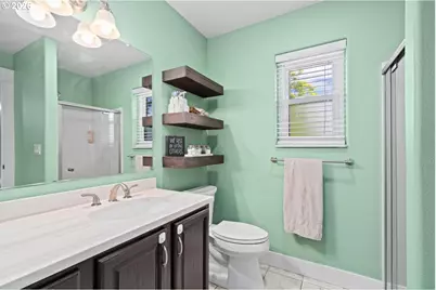 352 SE 68th Ave, Hillsboro, OR 97123 - Photo 32