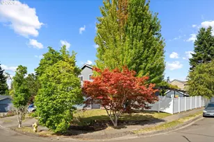 352 SE 68th Ave, Hillsboro, OR 97123 - Photo 44