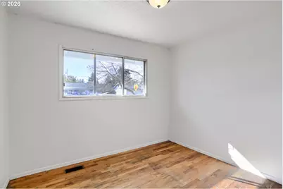 17101 SE Market St, Portland, OR 97233 - Photo 8