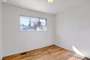 17101 SE Market St, Portland, OR 97233 - Photo 8