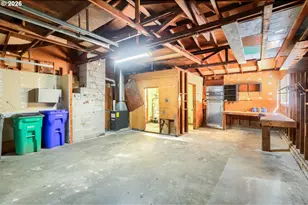 17101 SE Market St, Portland, OR 97233 - Photo 10