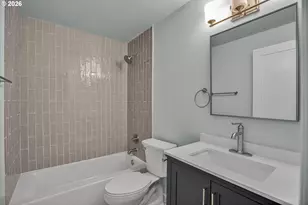 13137 SE Francis St, Portland, OR 97236 - Photo 6