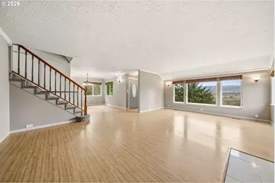 3554 Old Pacific Hwy S, Kelso, WA 98626 - Photo 2