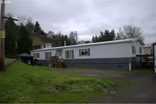 200 Emils Way, Roseburg, OR 97471 - Photo 2