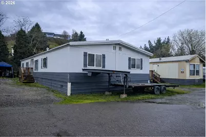 200 Emils Way #45, Roseburg, OR 97471 - Photo 8