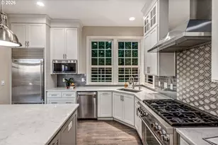 9037 NW Murdock St, Portland, OR 97229 - Photo 10