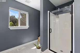 6005 SW 33rd Pl, Portland, OR 97239 - Photo 32