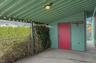 98042 W Benham Ln, Brookings, OR 97415 - Photo 8