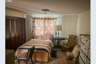 645 Kingswood Ave, Eugene, OR 97405 - Photo 10