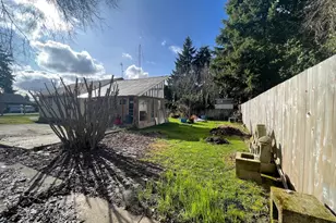 4041 Bell Ave, Eugene, OR 97402 - Photo 14