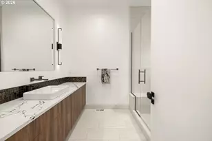 13041 Thoma Rd, Lake Oswego, OR 97034 - Photo 24