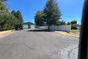 2343 Wilbur Ave, Eugene, OR 97402 - Photo 46