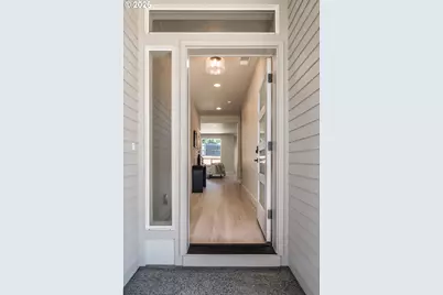 16098 Barlow Trail Ln, Oregon City, OR 97045 - Photo 2