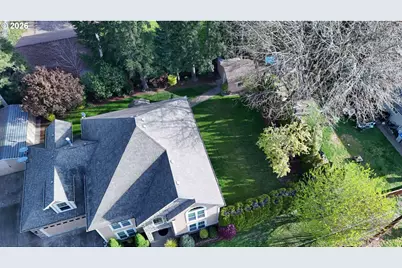 11075 SW Cabot St, Beaverton, OR 97005 - Photo 32