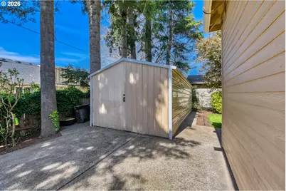 11075 SW Cabot St, Beaverton, OR 97005 - Photo 26