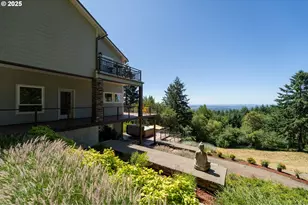 27200 NE Mountain Top Rd, Newberg, OR 97132 - Photo 16