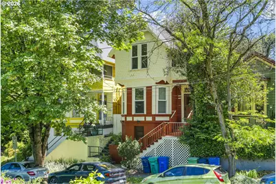 3206 S Kelly Ave, Portland, OR 97239 - Photo 1