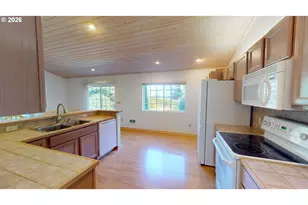29224 Skunk Run Rd, Gold Beach, OR 97444 - Photo 16