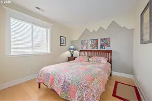 1915 Heitzman Way, Eugene, OR 97402 - Photo 24