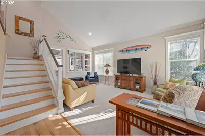 1915 Heitzman Way, Eugene, OR 97402 - Photo 2