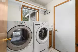 10722 SE Lexington St, Portland, OR 97266 - Photo 28