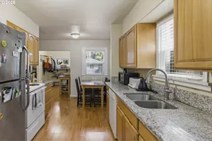 8105 SE Reedway St, Portland, OR 97206 - Photo 8