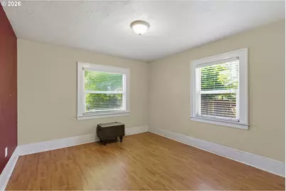 8105 SE Reedway St, Portland, OR 97206 - Photo 12