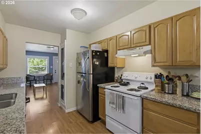 8105 SE Reedway St, Portland, OR 97206 - Photo 6