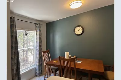 124249 Little Deschutes Dr, Crescent Lake, OR 97733 - Photo 10