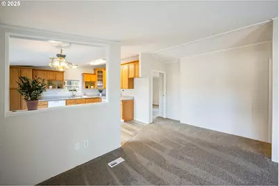 314 Jones St, Crescent, OR 97733 - Photo 6