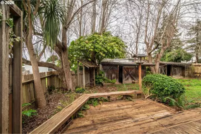 1630 Underwood Ave, Coos Bay, OR 97420 - Photo 38