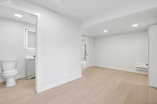 11605 SW 95th Ave, Portland, OR 97223 - Photo 30