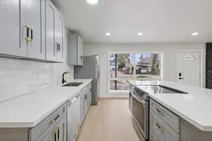 11605 SW 95th Ave, Portland, OR 97223 - Photo 14