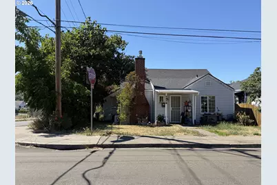 1470 SE Jackson St, Roseburg, OR 97470 - Photo 2