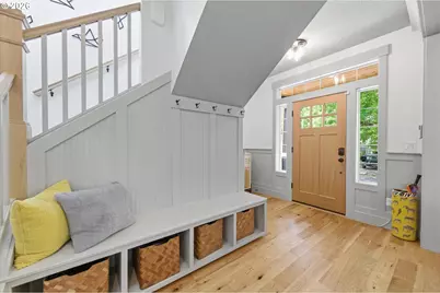 1024 NE Going St, Portland, OR 97211 - Photo 2