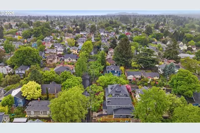 1024 NE Going St, Portland, OR 97211 - Photo 42
