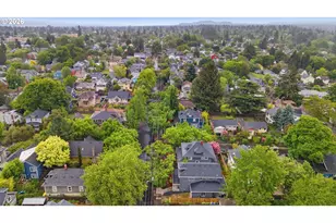 1024 NE Going St, Portland, OR 97211 - Photo 42
