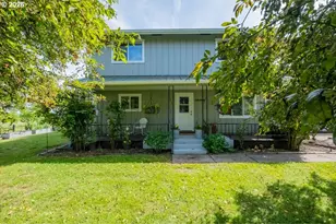 208 NW Lewisburg Ave, Corvallis, OR 97330 - Photo 4