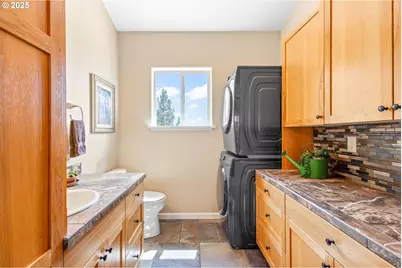 9209 NW Sharp Rd, Prineville, OR 97754 - Photo 30