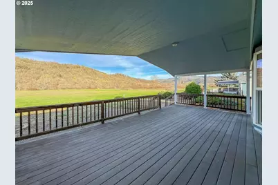 152 Jacob Hale Way, Roseburg, OR 97471 - Photo 22