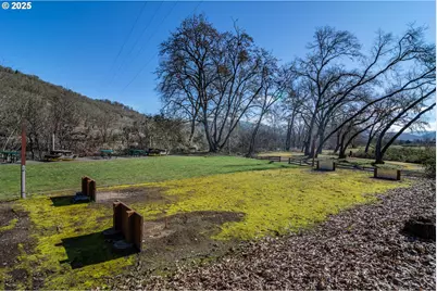 152 Jacob Hale Way, Roseburg, OR 97471 - Photo 30