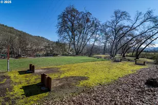 152 Jacob Hale Way, Roseburg, OR 97471 - Photo 30