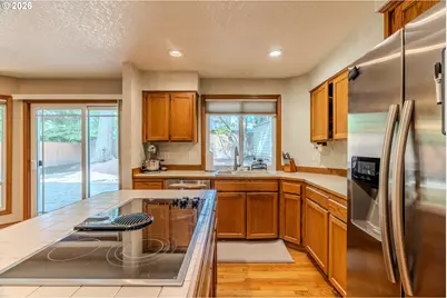 16555 SW Estuary Dr, Beaverton, OR 97006 - Photo 12