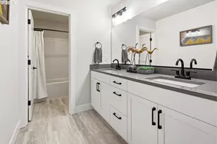 NE 195th Ct, Vancouver, WA 98684 - Photo 14